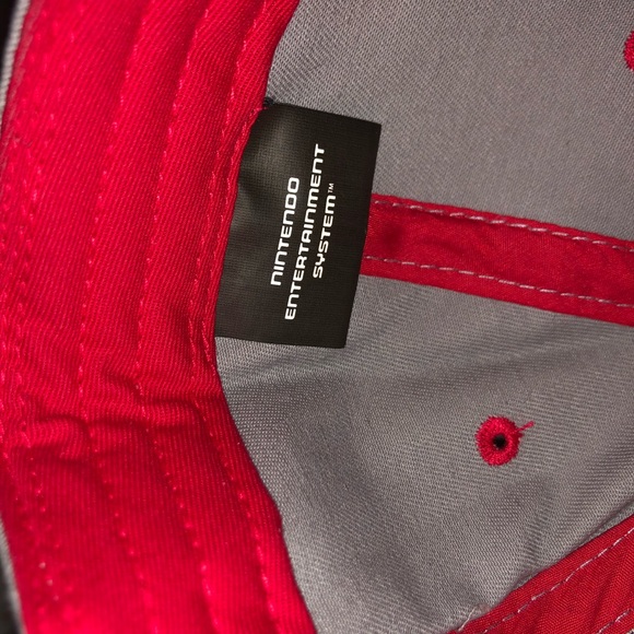 Nintendo Snapback - Picture 7 of 8